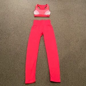 Aerie bright pink legging & sports bra